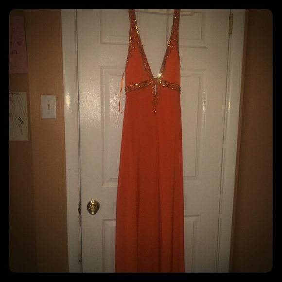 Hailey Logan Maxi Dress - Picture 1 of 2